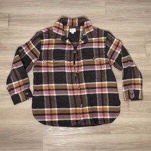 American Eagle Outfitters Plaid Shirt in Gray, Pink, and Tan